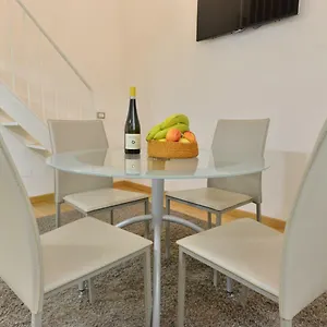 Appartamento Izzhome Full Center Cozy 